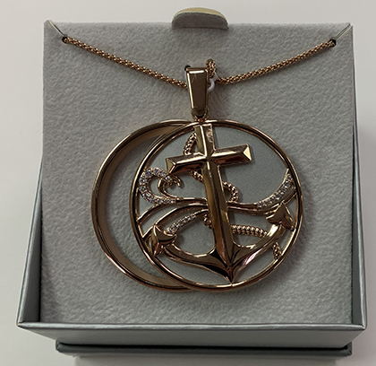 Lux Vue Anchor Necklace